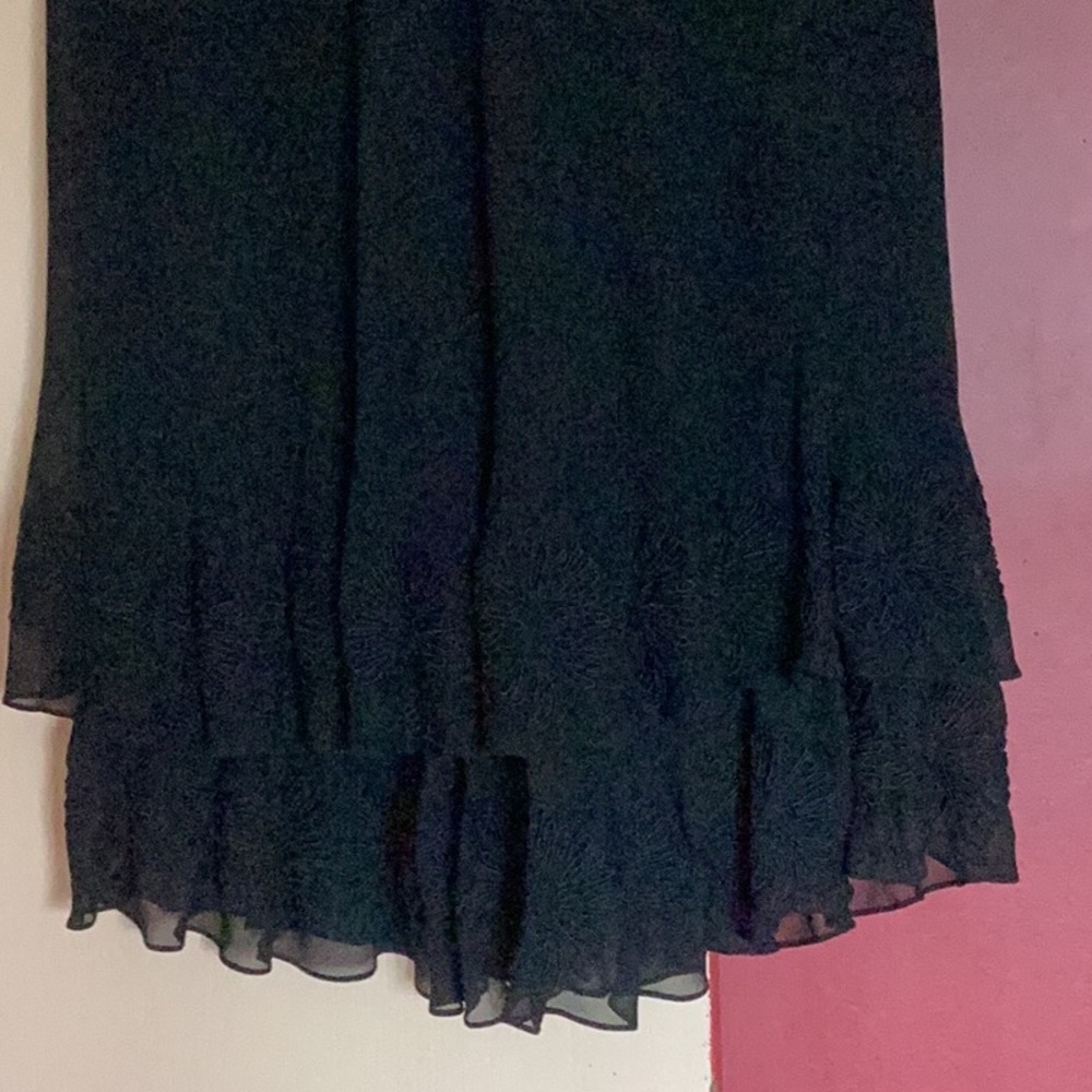 Carmen Marc Valvo Evening skirt, 100% silk, black with beautiful embroidery.